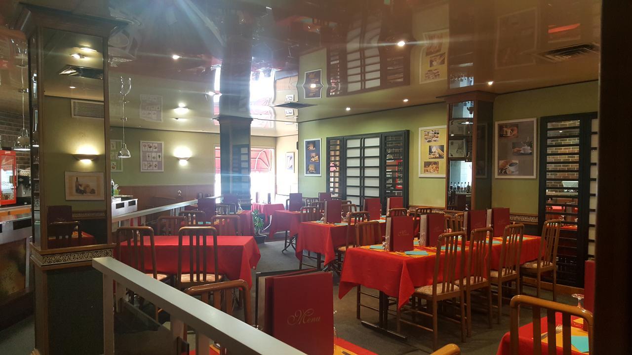 Le Skippy Dancotel Saint-Pierre-des-Corps Exterior photo